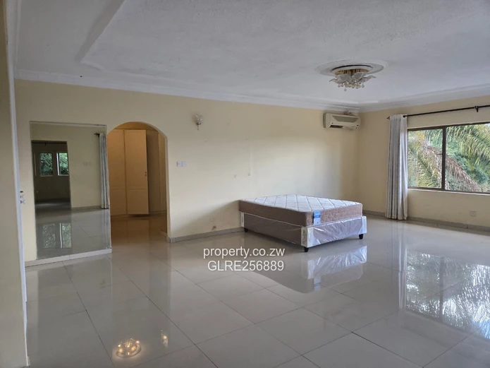 Borrowdale 7-Bed Family Home Opp Brook — Pool, Tennis & Garden
