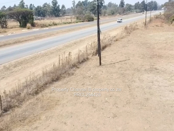 PRIME! 2.2ha Plot Mutare Road Frontage 