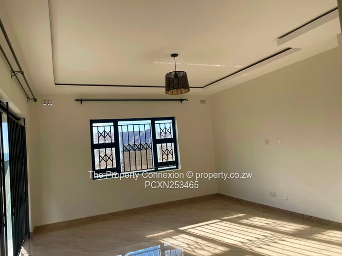 Modern 3-Bedroom Executive Apartment in Tynwald – Prestigious Gated Community