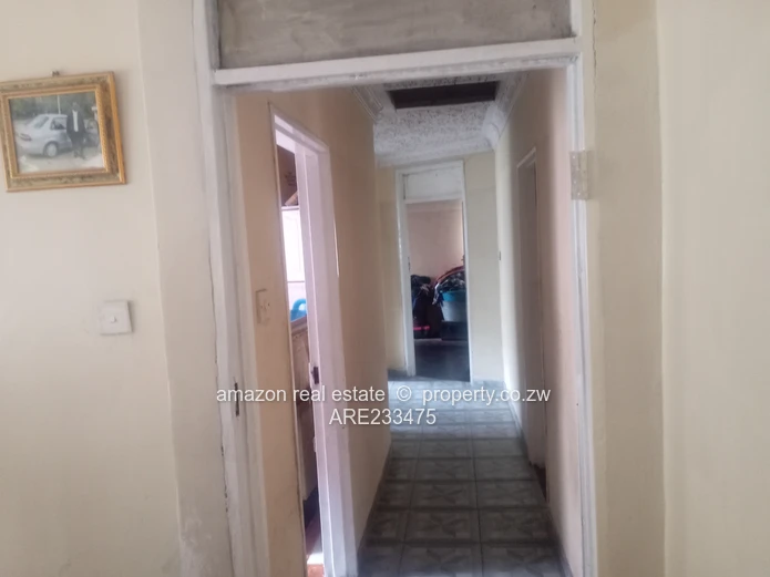 3 bedroomed House for sale( Sheriff  of High court)