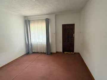 7 Bedroom House