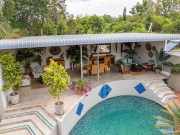 5 Bedroom Townhouse Complex