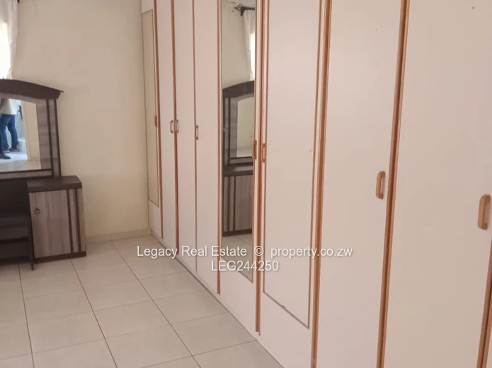 Gated Folyjon Glen Lorne 4-Bed Home with Pool & Garden