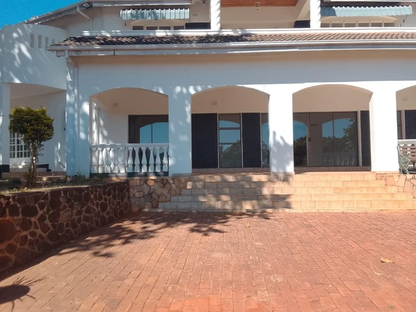 7 Bedroom House