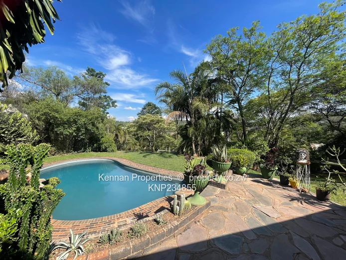 Attractive Home On A Quiet Close With Views, Pool & Tennis Court