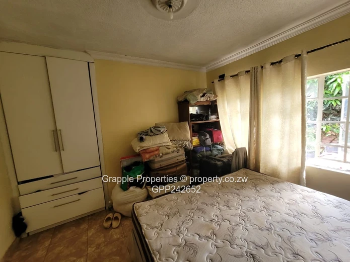 Madokero house to let