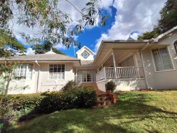 Lovely executive townhouse near Chisipite