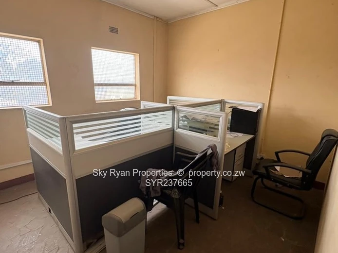 Msasa Industrial Warehouse To Rent