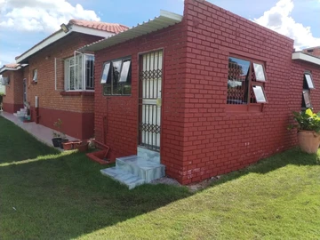 10 Bedroom House