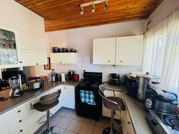 2 Bedroom Garden Flat