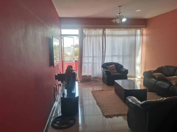 2 Bedroom Flat & Apartment