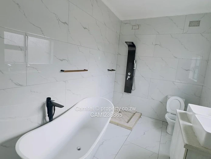 Modern 3-Bed Townhouse in Arlington — Borehole & Solar3