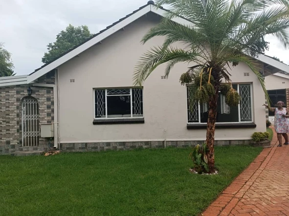 Hillside house to rent 