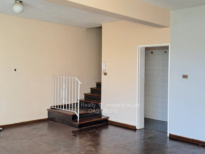 Neat garden flat to let in Avondale West