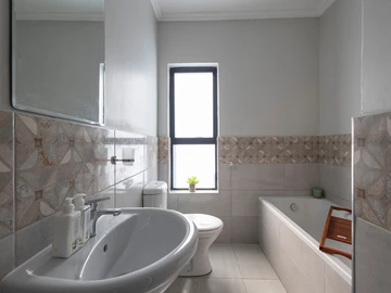 3 Bedroom Garden Flat