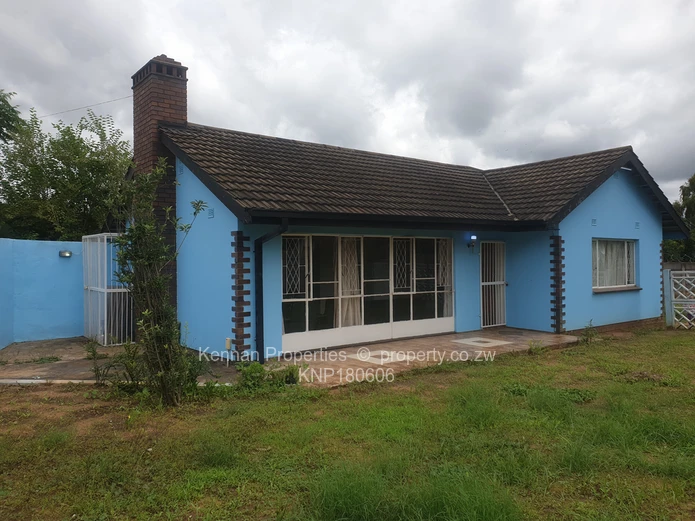 3 Bed Houses for Sale in Braeside KNP180606