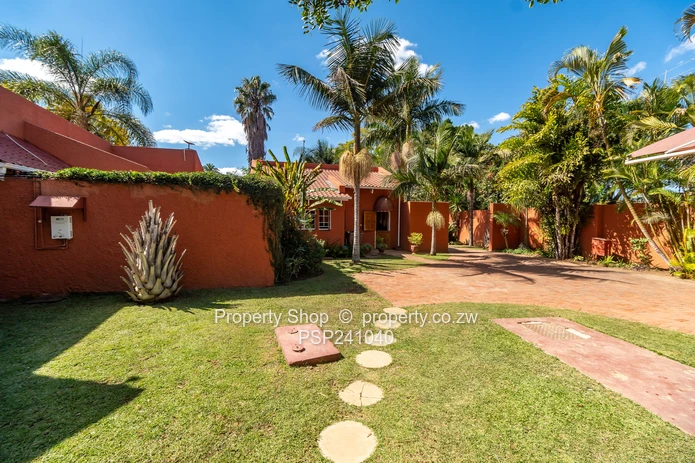 Opulent Property with Location