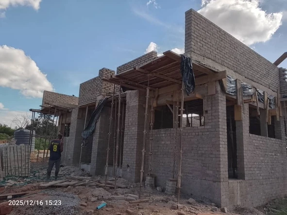 3 Bedroom Flat & Apartment