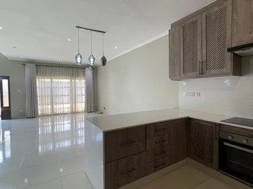 3 Bedroom Flat & Apartment