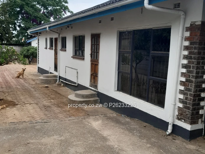 Offices available to let  in Braeside , Harare