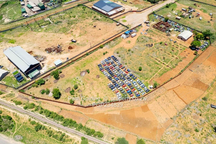 Versatile Commercial Stand In Kelvin West