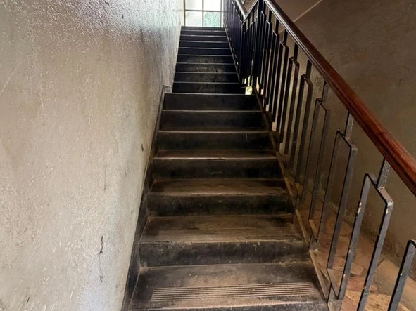 30 Bedroom Flat & Apartment