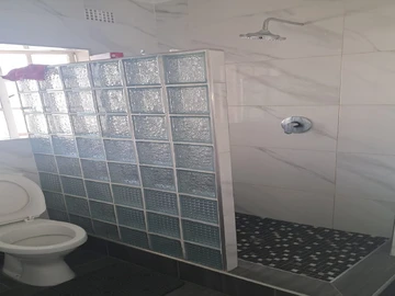 3 Bedroom Garden Flat