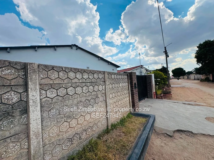 Newly Renovated 4-Bedroom Home in Highfield (Sole Mandate)