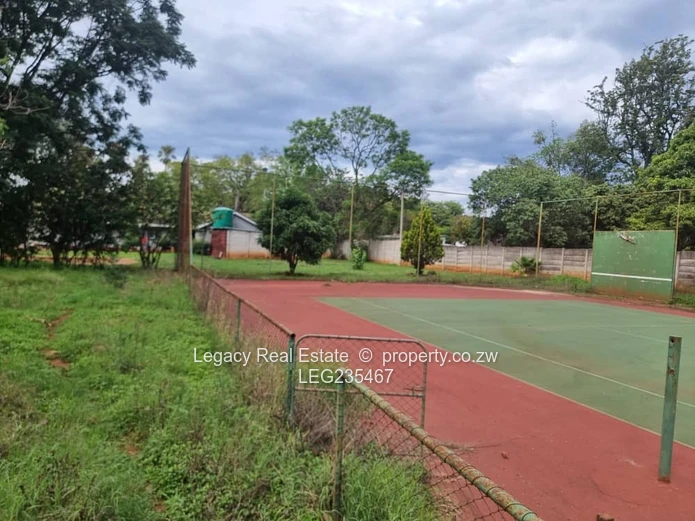 Mt Pleasant Commercial House to Let