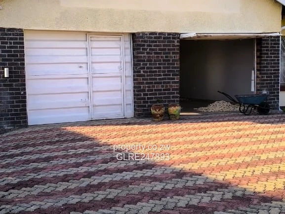 Greendale 5-Bed Family Home — Garden, Solar & Carport
