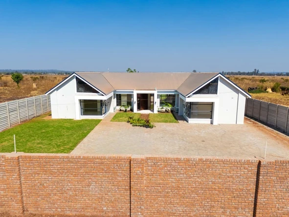 5 Bedroom House