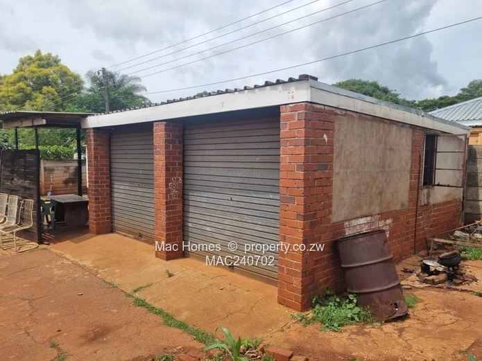 Well Located Hillside House for Sale (Sole Mandate)