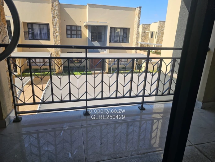 Stylish 3-Bed, 3-Bath Ashbrittle Home with Borehole