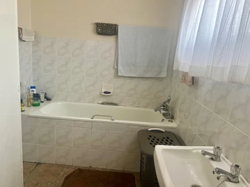 3 Bedroom Garden Flat