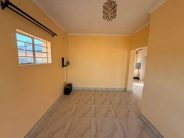 3 Bedroom Flat & Apartment