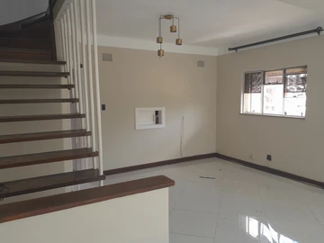 2 Bedroom Flat & Apartment