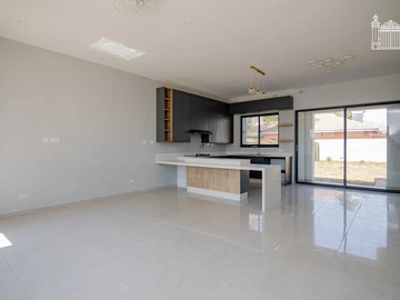 3 Bedroom Garden Flat