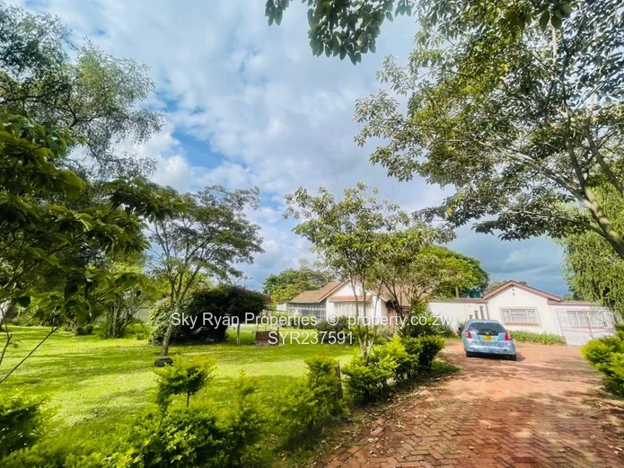 Hatfield House For Sale 