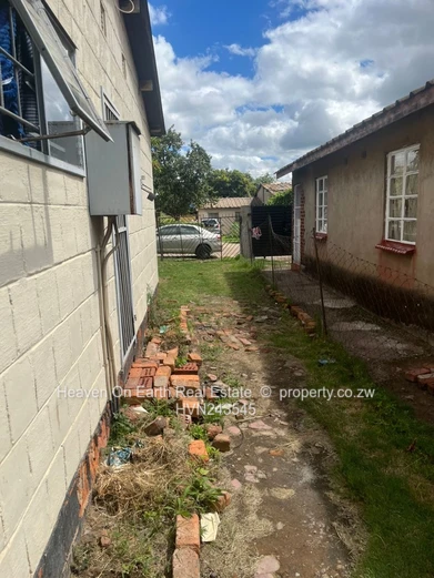 Mufakose 2 bed corehouse to let (Sole Mandate)