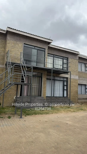 3bedroom apartment Groom bridge  (Sole Mandate)