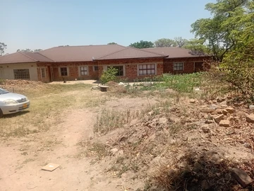 22 Bedroom House