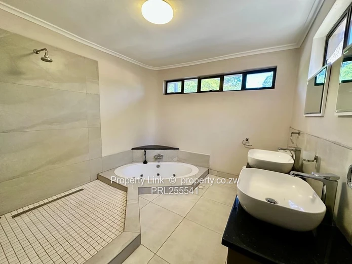Elegant Emerald Hill House For Rent