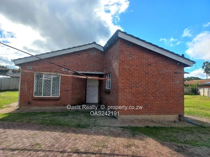 Prime Westgate Family Home – Spacious 1,300 sqm Stand with Exceptional Expansion Potential