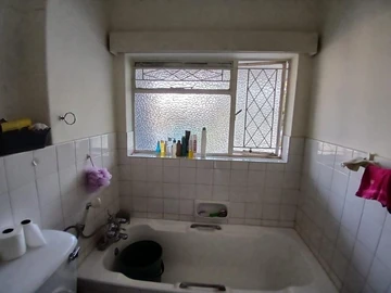 2 Bedroom Garden Flat