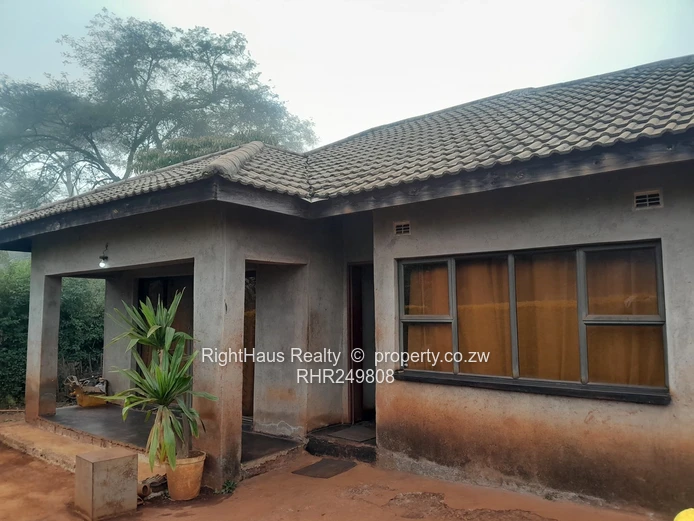 Ready to build with 3 bed cottage 