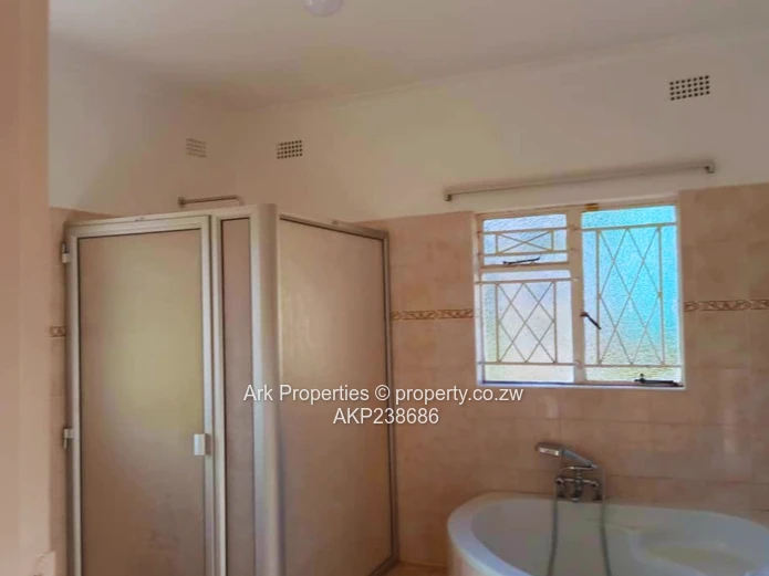 5 Bedroomed House With Cottage For Rent Near Borrowdale Brooke