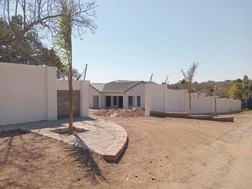 11 Unit Townhouse Complex