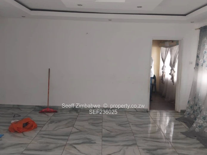 Spacious 5-Bed Family Home in Chitungwiza 