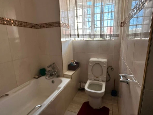 3 Bedroom Garden Flat
