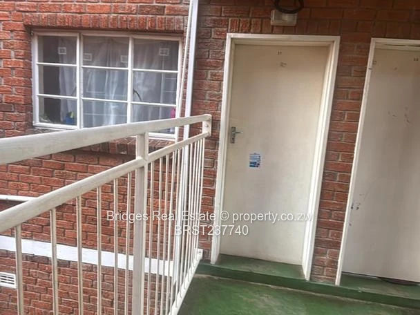Tafara Mabvuku 2 bed flat for sale